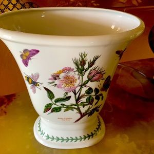 Portmerion Vase 9” high. Approx 8 1/2” at widest. In perfect condition.